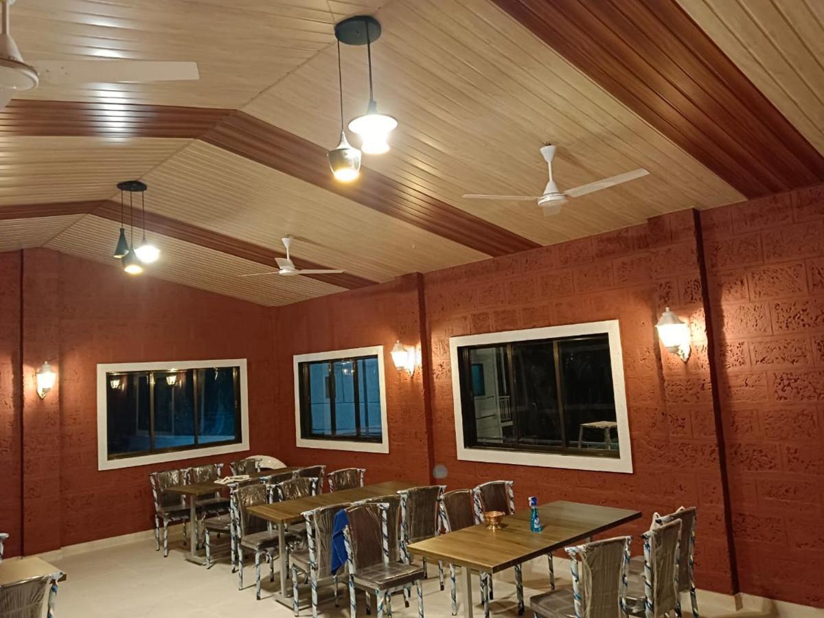 Sk Resort Alībāg Eksteriør billede
